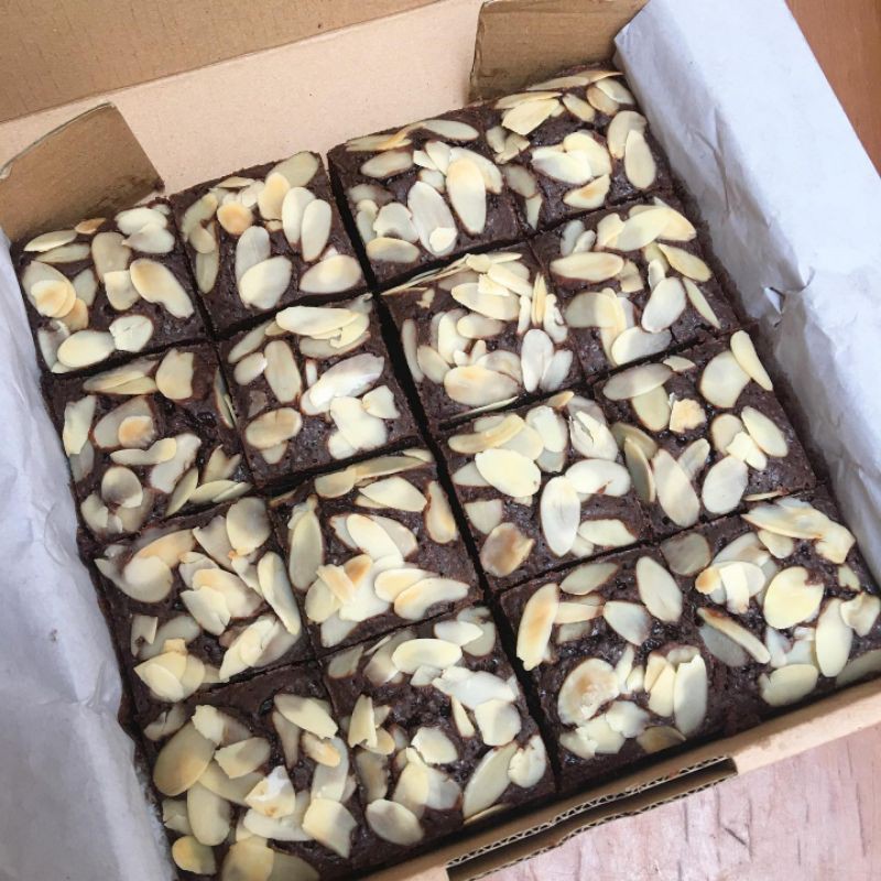 

FUDGY BROWNIES