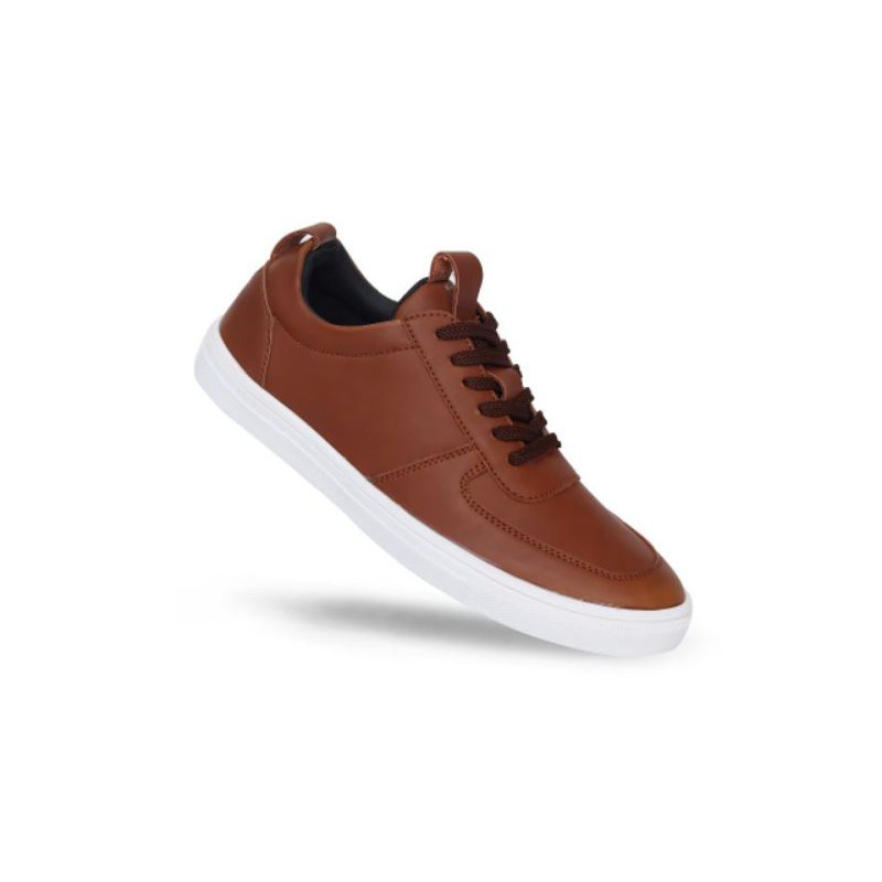 REGAN BROWN |WOLF x HEROES| Sepatu Sneakers Pria Kasual Sporty Running Sepatu Polos a