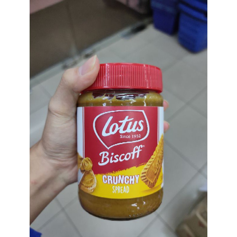 

LOTUS BISCOFF CRUNCHY SPREAD AND SMOOTH SPREAD