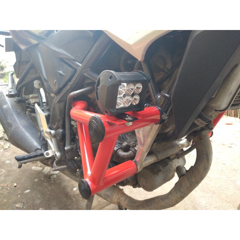 Crashbar CB150R  new