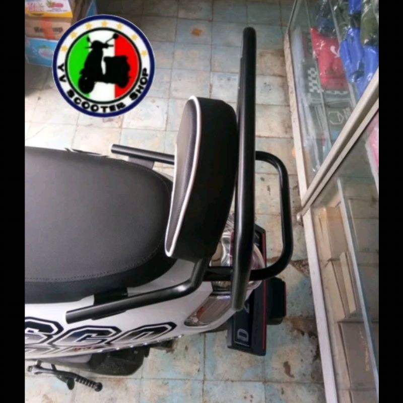 Aksesoris Honda Scoopy / Aksesoris Vespa /  Back Rack Honda Scoopy / Sandaran Jok Honda Scoopy / Aks