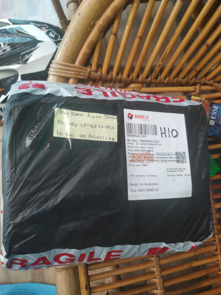 Set Sendok Stainless Hello Kitty Doraemon