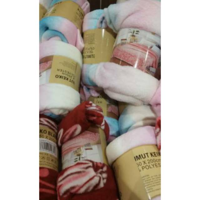 Selimut halus by aeon/Selimut Keiko/selimut murah/selimut halus