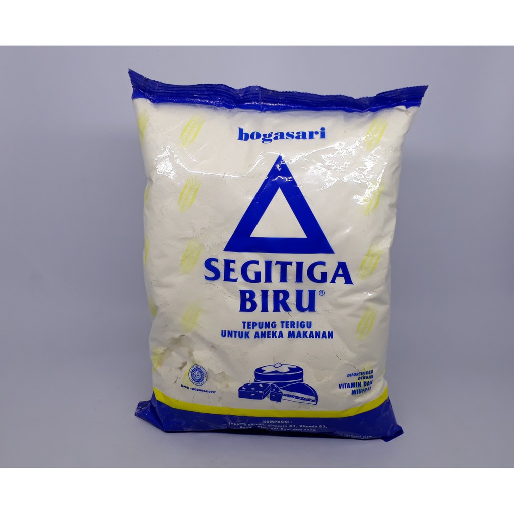 Jual Tepung Terigu Segitiga Biru kemasan 1kg Indonesia|Shopee Indonesia