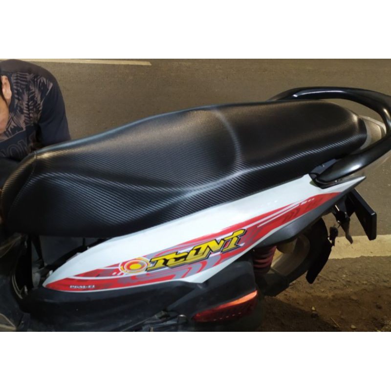 Kulit jok motor MR carbon / sarung jok motor MR carbon / cover jok motor MR carbon / karbon