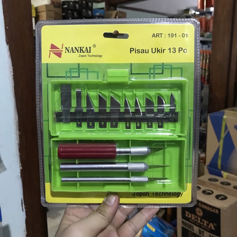 

Pisau ukir 13 pcs / Cutter Pen NANKAI