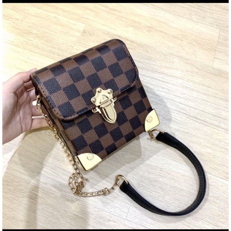 tas kotak LV rantai (free tali panjang)