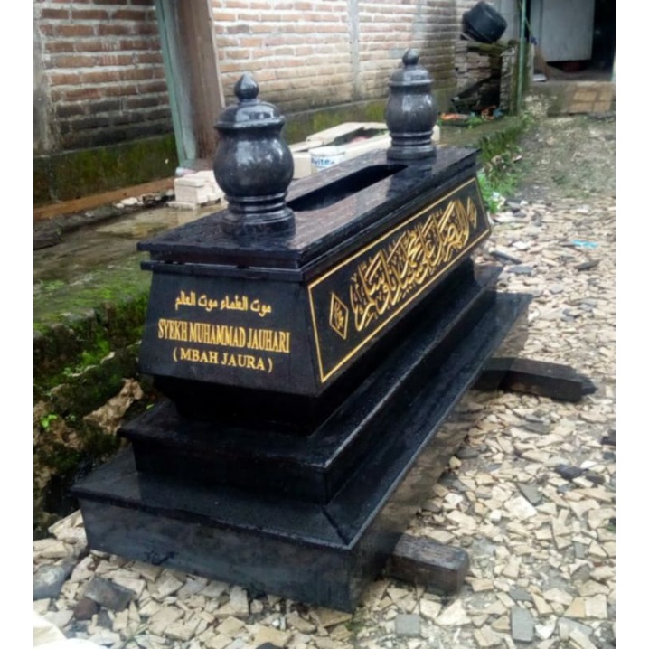 Kijingan Makam Batu Granit Hitam