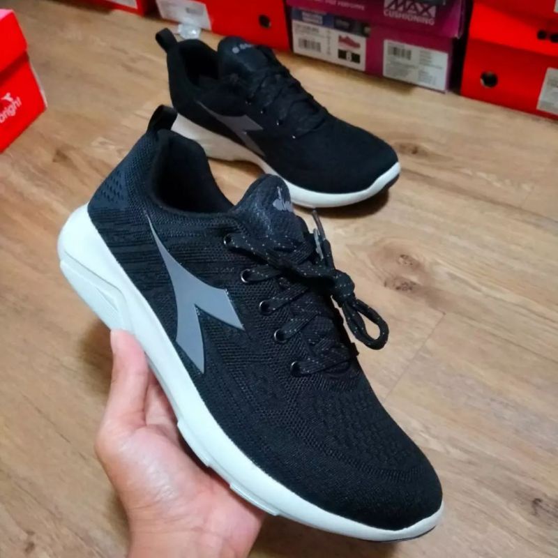 Diadora x Run Light 6