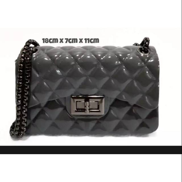 Tas import jelly glosy rantai hitam uk 18