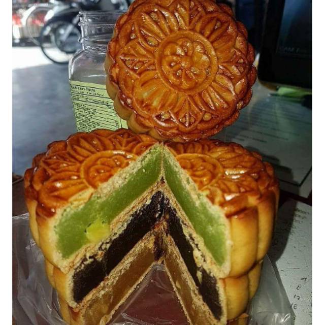 

Kue bulan nan xiang ( aliong selatpanjang)