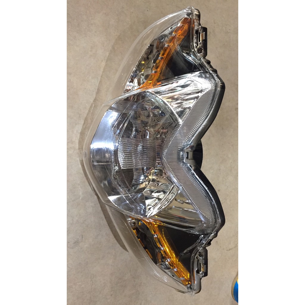 REFLEKTOR RUMAH LAMPU DEPAN HONDA REVO ABSOLUTE KWB