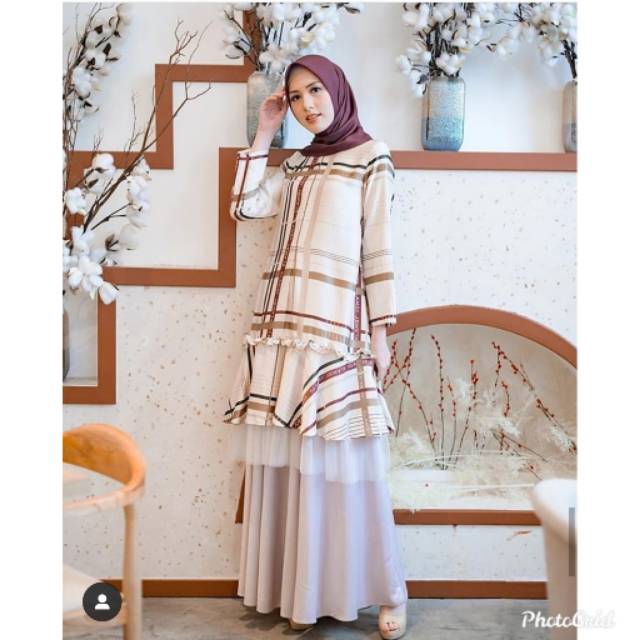 Akasha Tunik Wearing Klamby