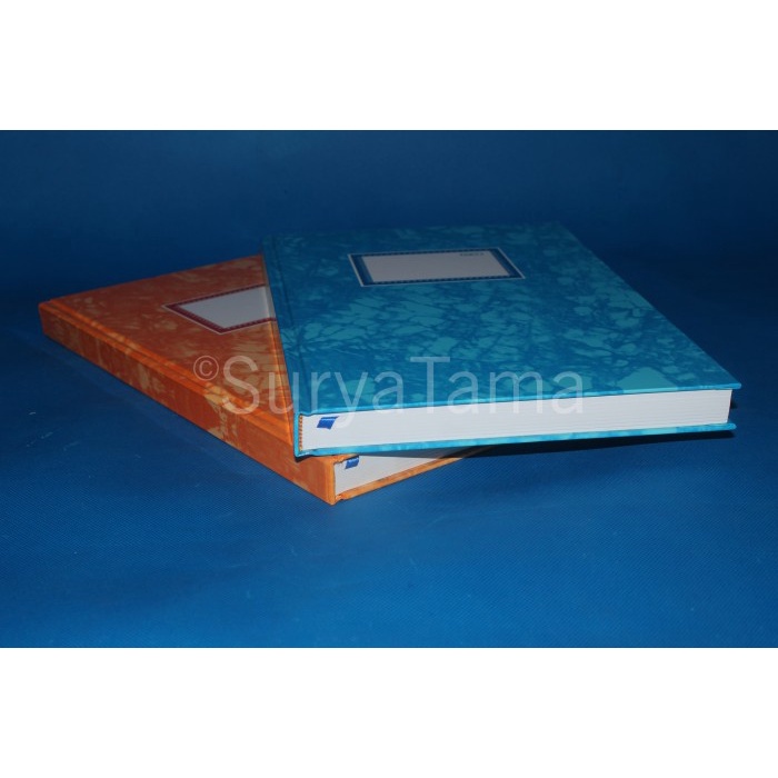 

Hadir Kiky Buku Hard Cover Folio 200 Lembar Terlaris