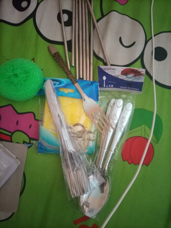 12pcs Sendok Makan Stainless Motif Bunga Mawar