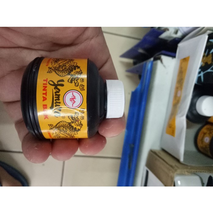 

kaligrafi-perlengkapan- tinta cina yamura 233 -perlengkapan-kaligrafi.