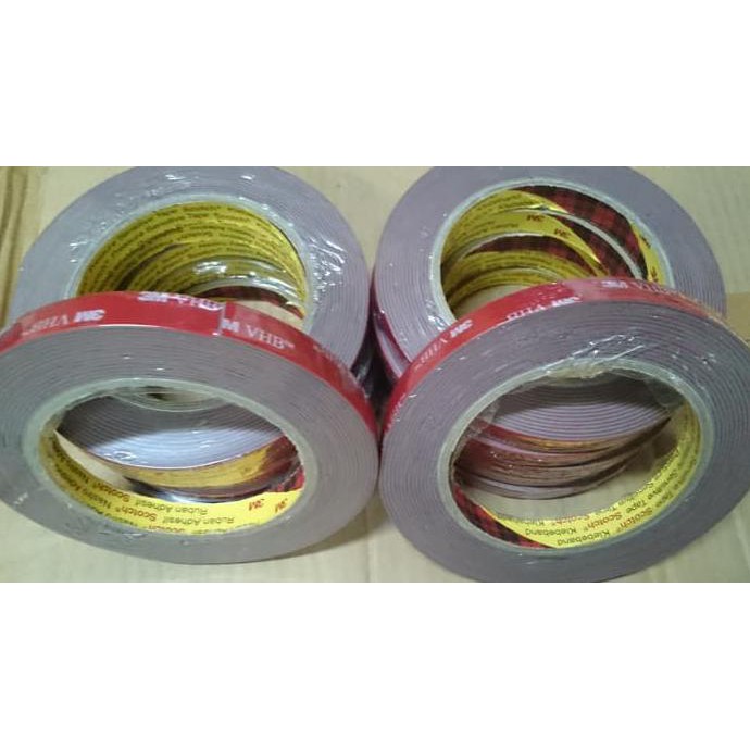 

Double tape 3M VHB 12mm x 4.5m CUCI GUDANG