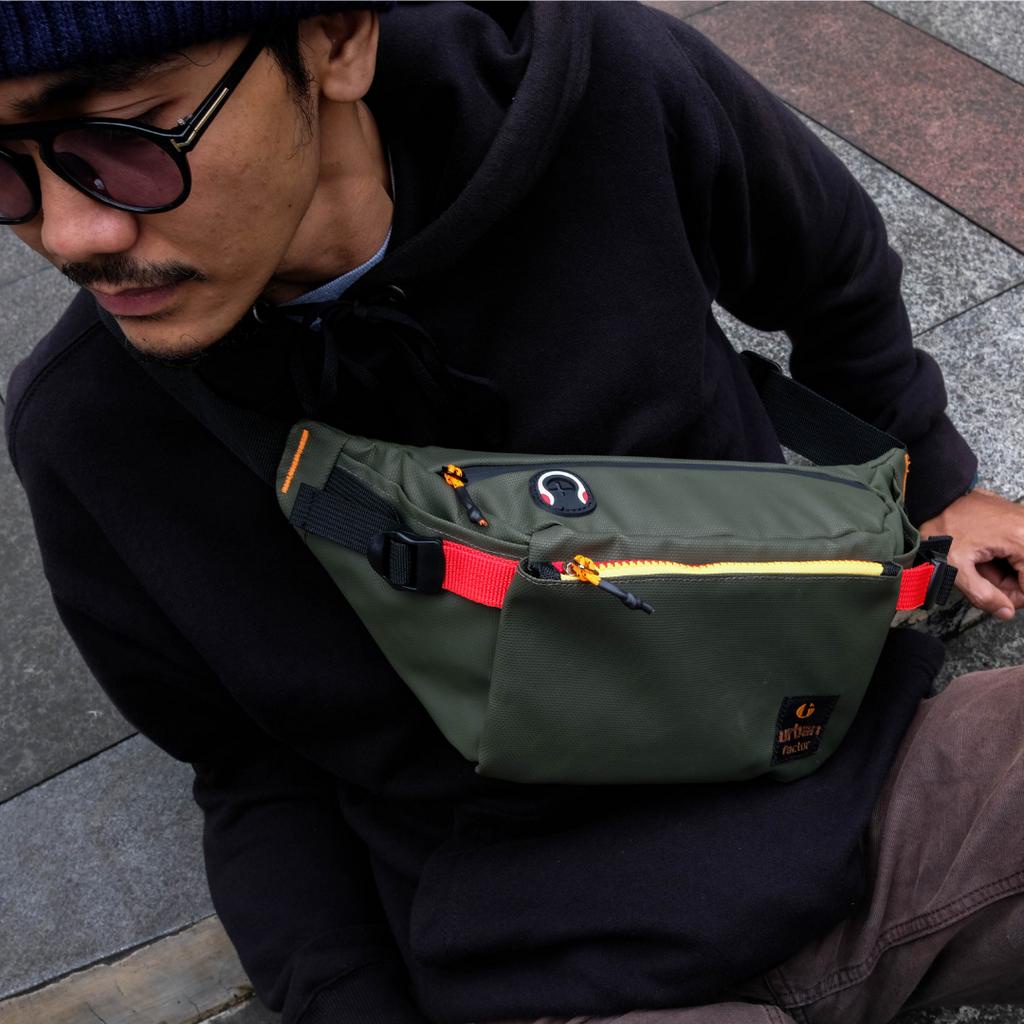 Tas Selempang Dada Pinggang Waistbag Pria Casual Trendi Model Terbaru Army Original Urban Clmb