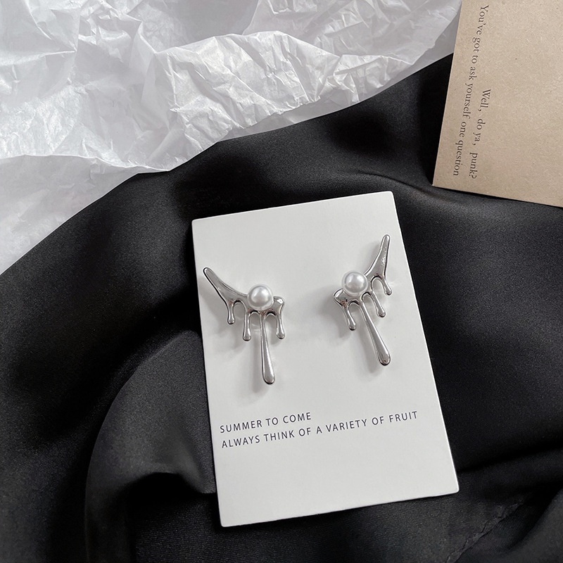 Anting Mutiara Bentuk Water Drop Bahan Metal Gaya Retro Untuk Aksesoris
