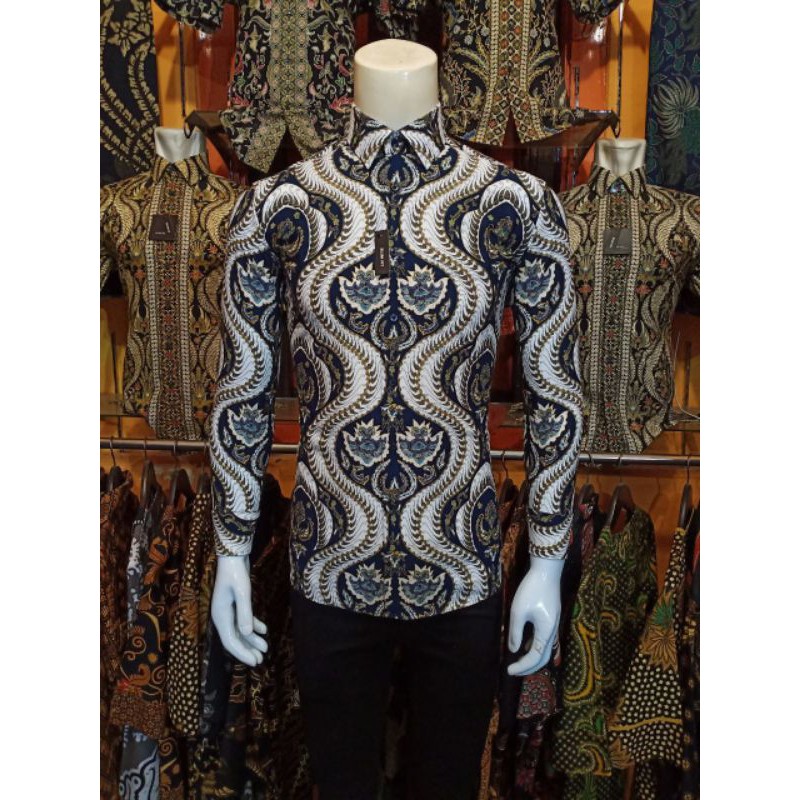 Kemeja Batik Pria Alisan Slimfit Motif Salur Lengan Panjang