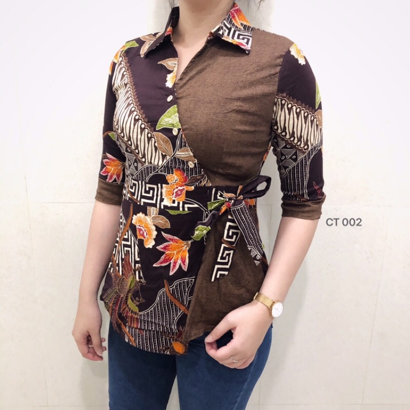Atasan Seragam Batik Kerah Wanita