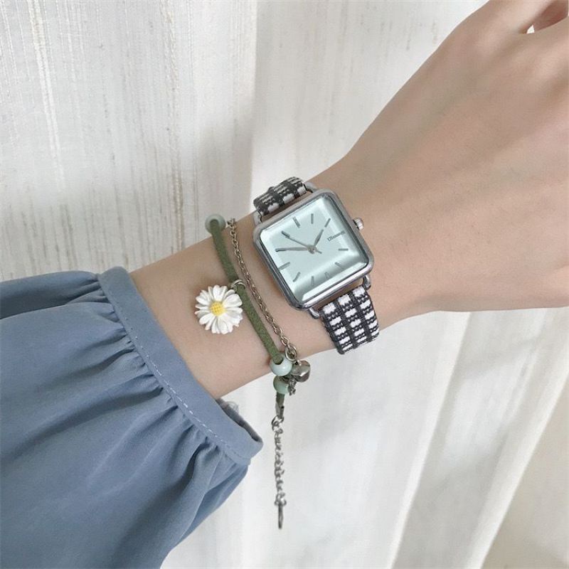 Jam Tangan Wanita Strap PU Quartz Analog Fashion Korea Terbaru Persegi