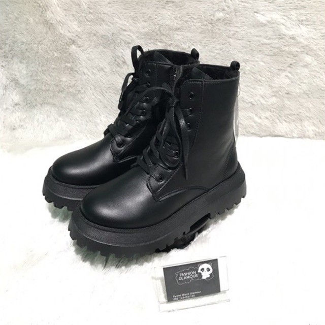 BT32 SEPATU BOOTS IMPORT MARTIN WANITA KOREA BTS BRITISH INGGRIS WHITE VELVET