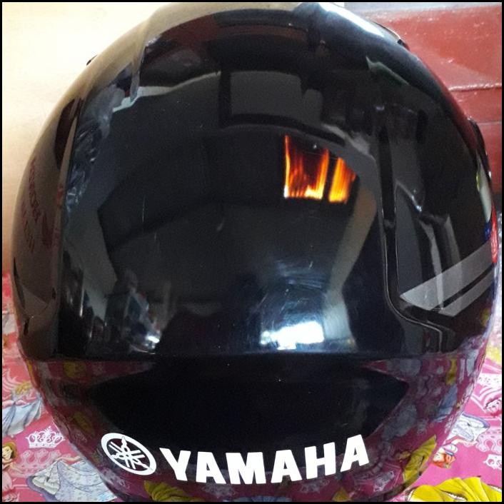 Helm Yamaha Full Face