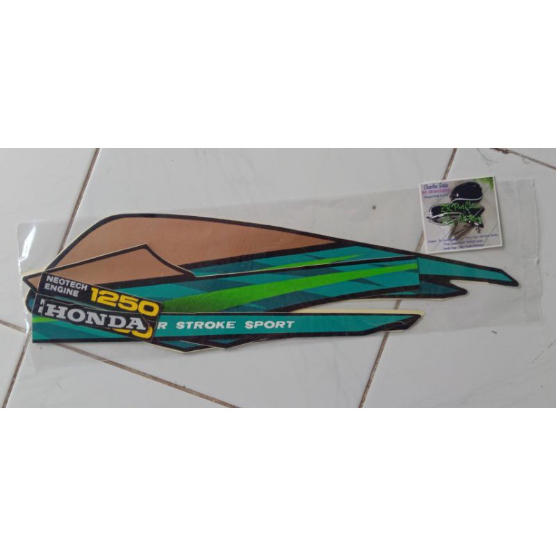 Sticker striping GL Max warna hijau semu biru
