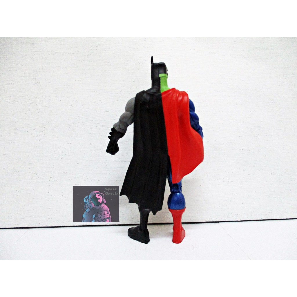 Action Figure / Pajangan / Mainan Superman x Batman Two Face