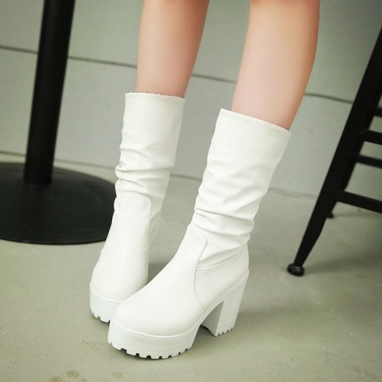 sepatu high heels boots