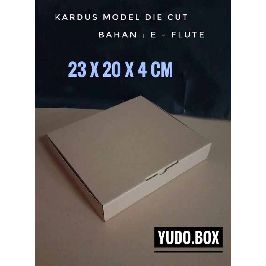 

Kardus karton uk. 23 x 20 x 4 cm...die cut box kotak Souvenir -dll