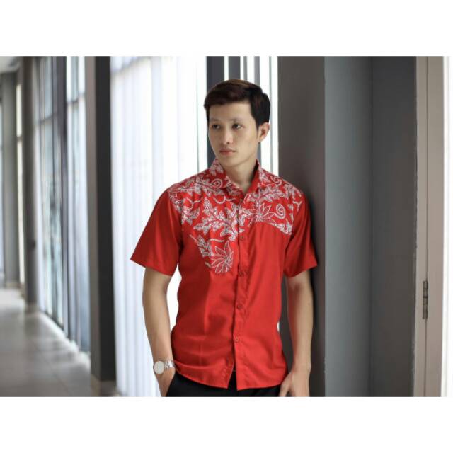 Loyal Kemeja Hem Batik Merah Modern Pria M L XL XXL