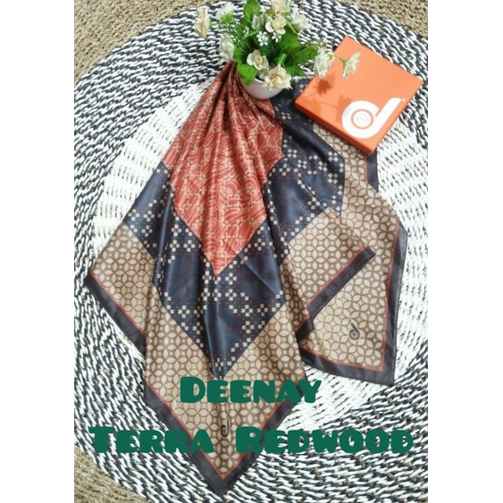 Deenay Terra Redwood Motif Original