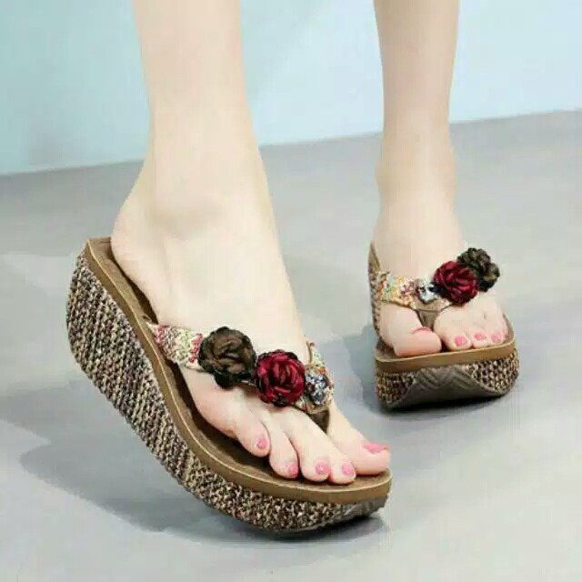 Vioza Dr48 Wedges sanadal Pita Bunga