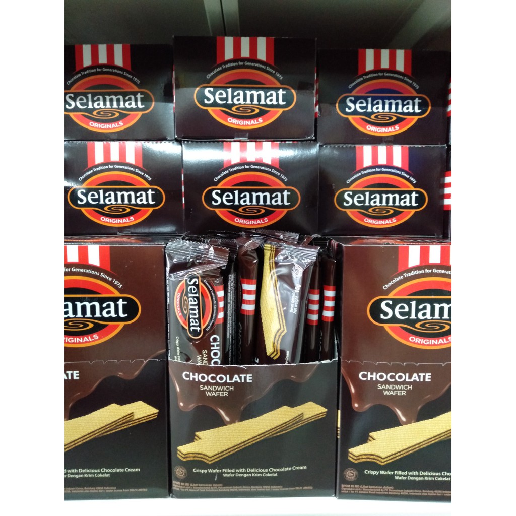 

Selamat Wafer Chocolate Sandwich Wafer Isi 20 Pcs