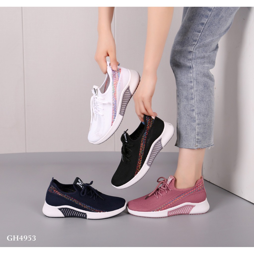 SEPATU  WANITA   Flyknit Sneakers GH4953 MARBELAYUK