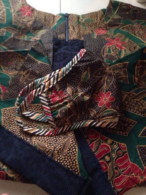 Nima 330906 - Tunik Batik Shibori Modern