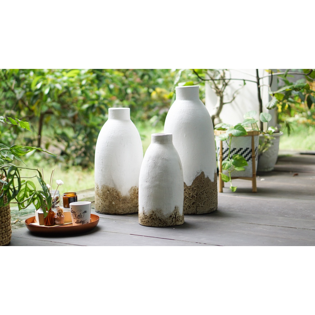 Vas Tanah Liat homEY - Terracotta Vase Bottle - White Washed Burn Rustic