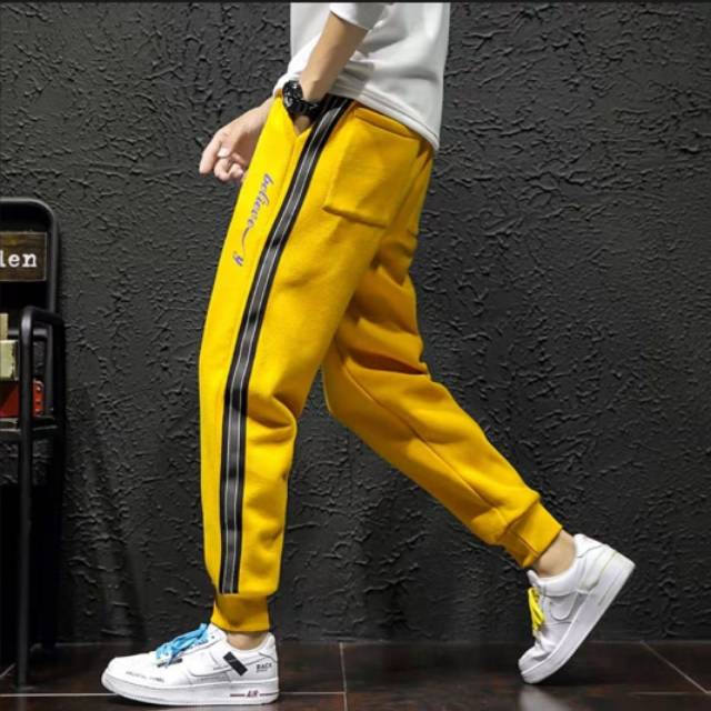 TOTOTAshop Celana Jogger BELIEVE Bahan Fleece tebal Motif TOTOTAshop Celana Jogger BELIEVE Bahan Fleece tebal Motif