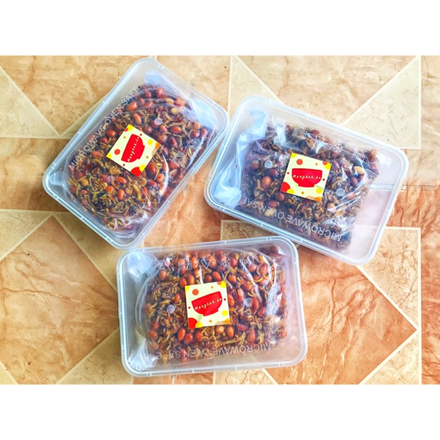 

Teri Kacang Medan