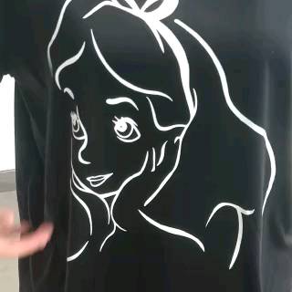 BAJU KAOS  KATUN ALICE IN WONDERLAND OVERSIZE  HITAM  PUTIH 