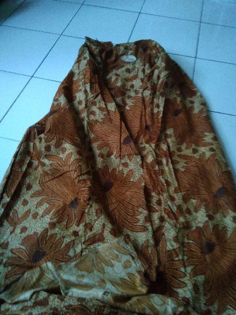 Maxi Cape Batik Sogan Premium Kondangan Modern Casual Kaftan