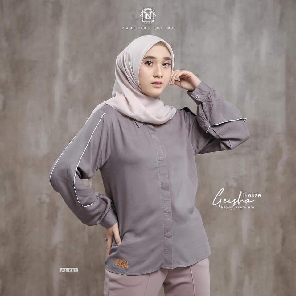 BLOUSE GEISHA WALNUT BY NADHEERA LUXURY