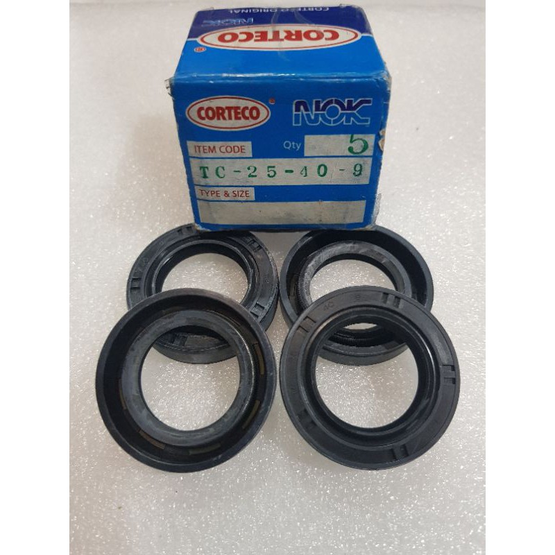 

Oil seal tc 25×40×9mm NOK