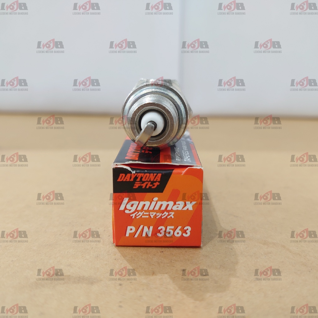 Daytona Ignimax 3563 Busi RX King F1zr Vespa Spark Plug Racing Parts