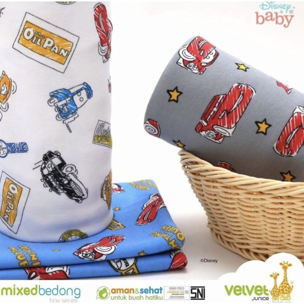 Velvet Junior Kain BEDONG / Swaddle (1 pack = 3 pcs) Kain Bedong Bayi