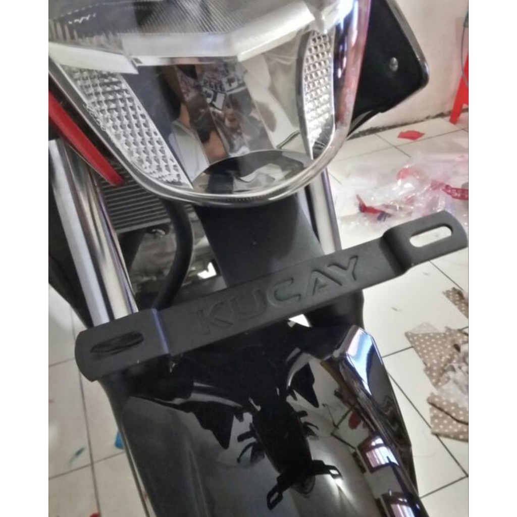 Breket dudukan plat nomor yamaha vixion kucay original