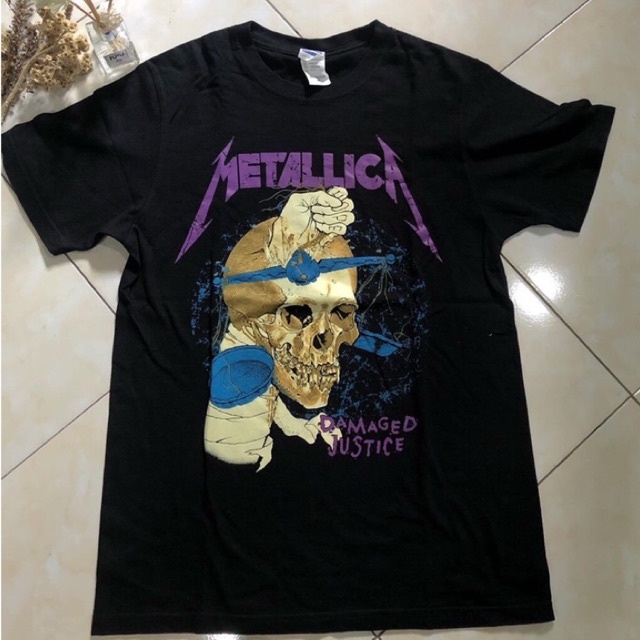 T shirt Metalica Oversize preloved