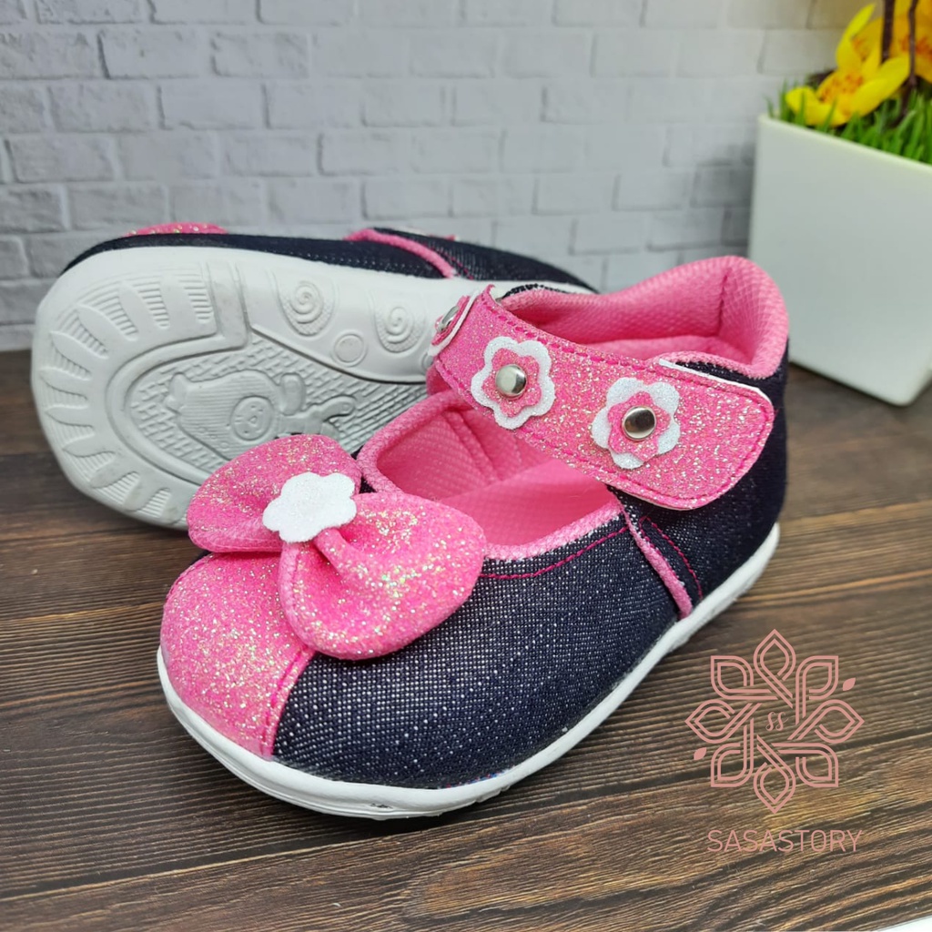Sasastory Sepatu Pesta Perempuan Sol Bunyi Cit Cit Anak Perempuan 1 2 3 Tahun Sepatu Pesta Anak Sepatu Balita Sol Bunyi Sepatu Santai Anak Perempuan Sepatu Formal Anak Perempuan GA13